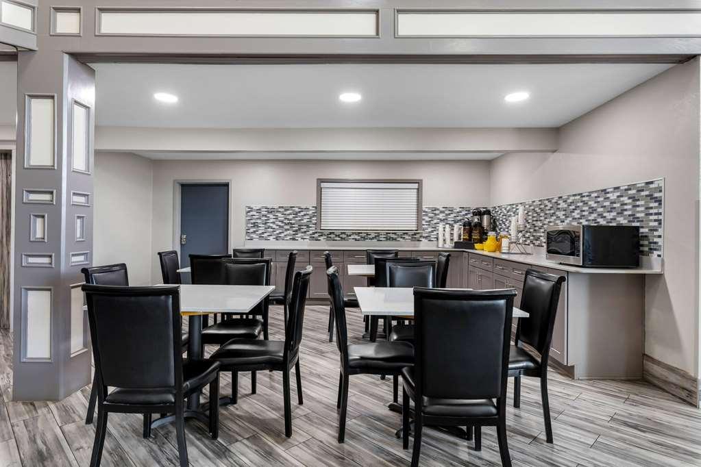 Super 8 By Wyndham Dickson Hotell Restaurant bilde